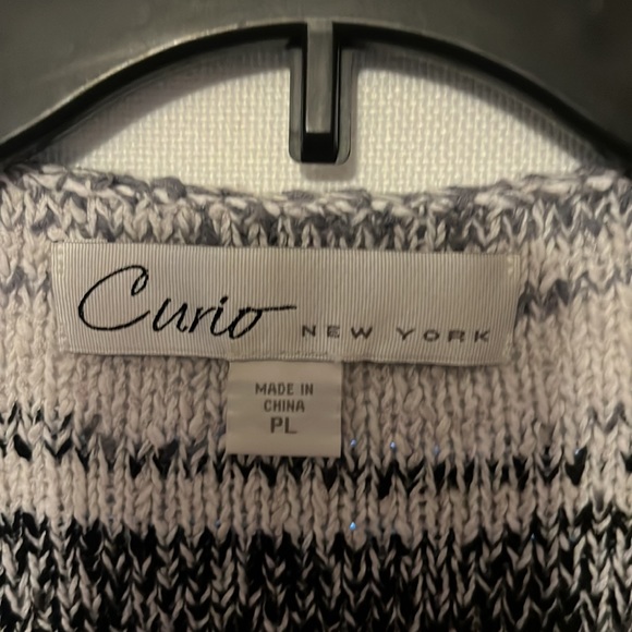 Curio NY petite sweater- excellent condition - Picture 3 of 4